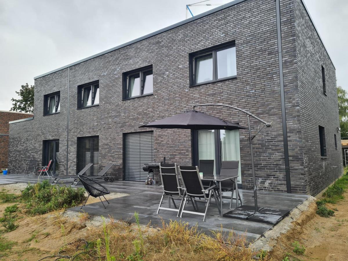 Ferienwohnung Am Lankower See Шверин Екстериор снимка